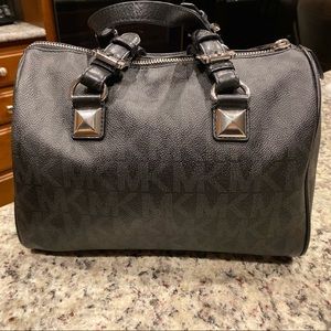 Michael kors speedy